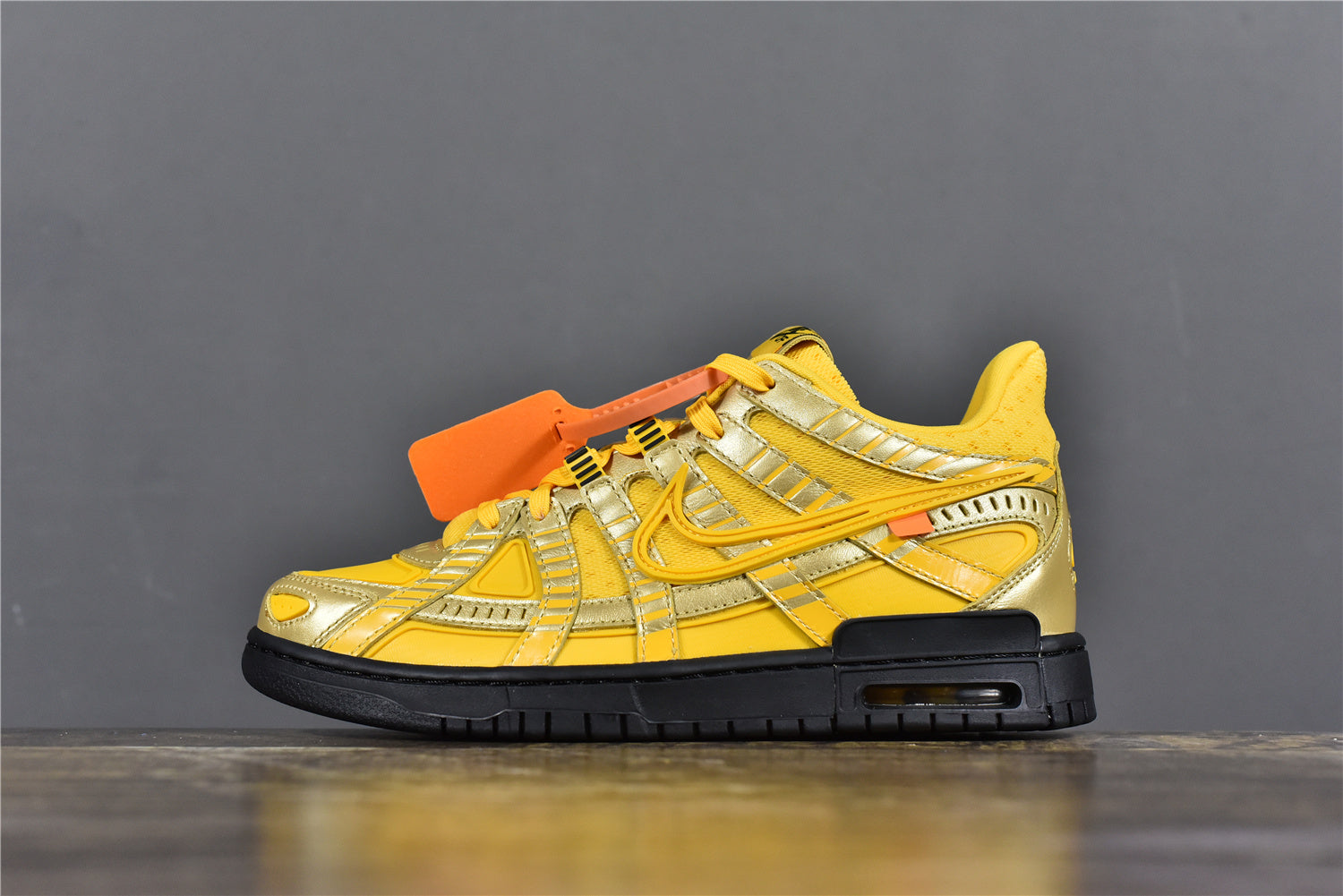 Off-White Air Rubber Dunk University Gold