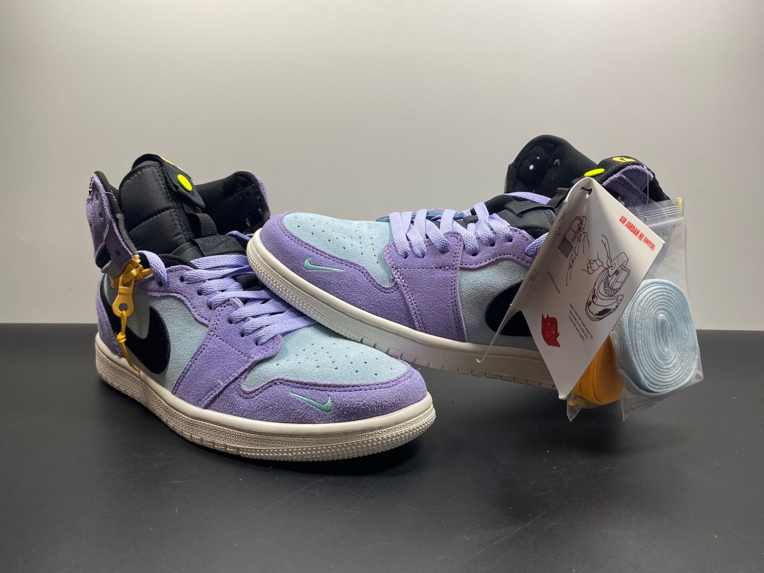 Air Jordan 1 High 'Switch Purple Pulse'